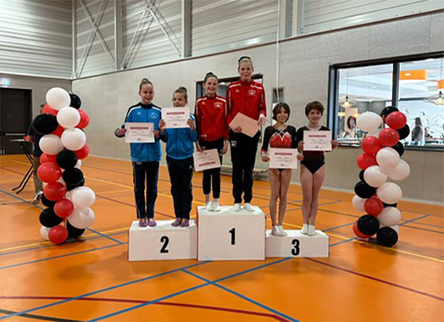 VAKO Trampoline presteert op plaatsingswedstrijd