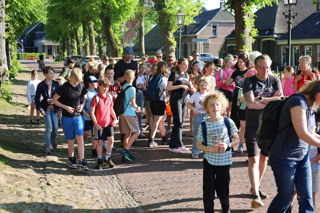 Avondvierdaagse dag 1, wat een weertje