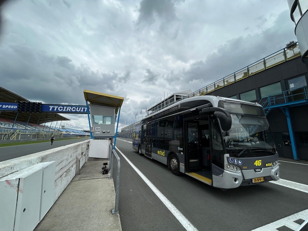 Met Rossi-buslijn 46 naar het Circuit van Assen