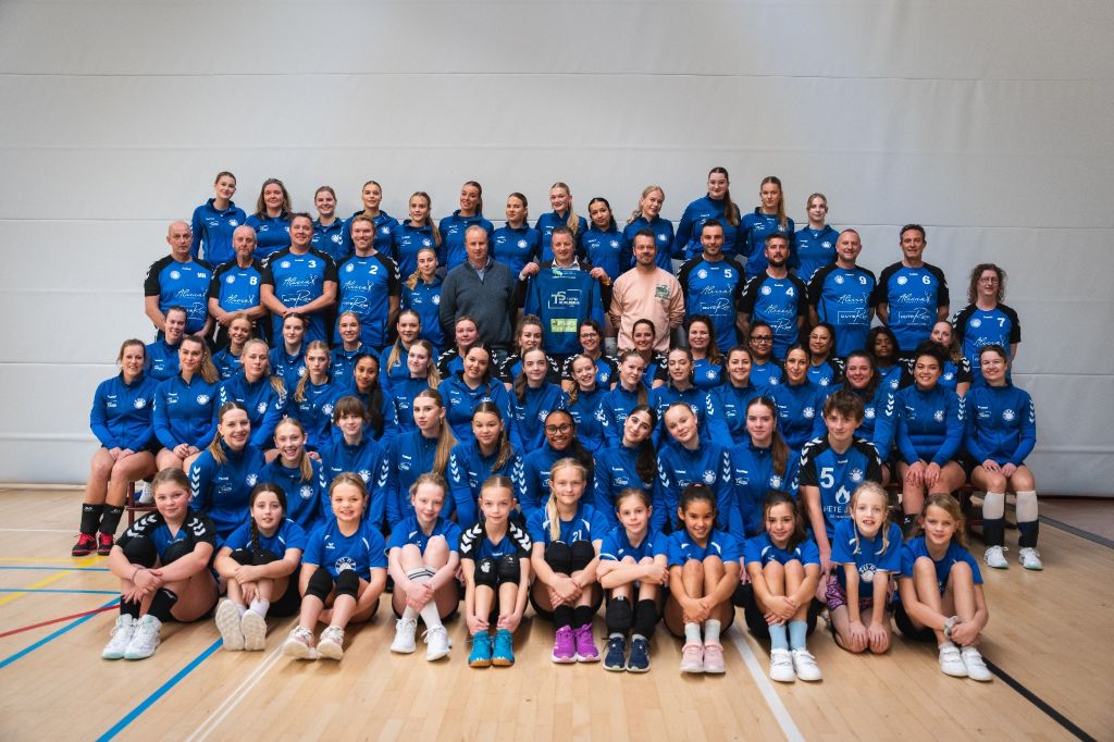 Stralende start volleybalvereniging Surf